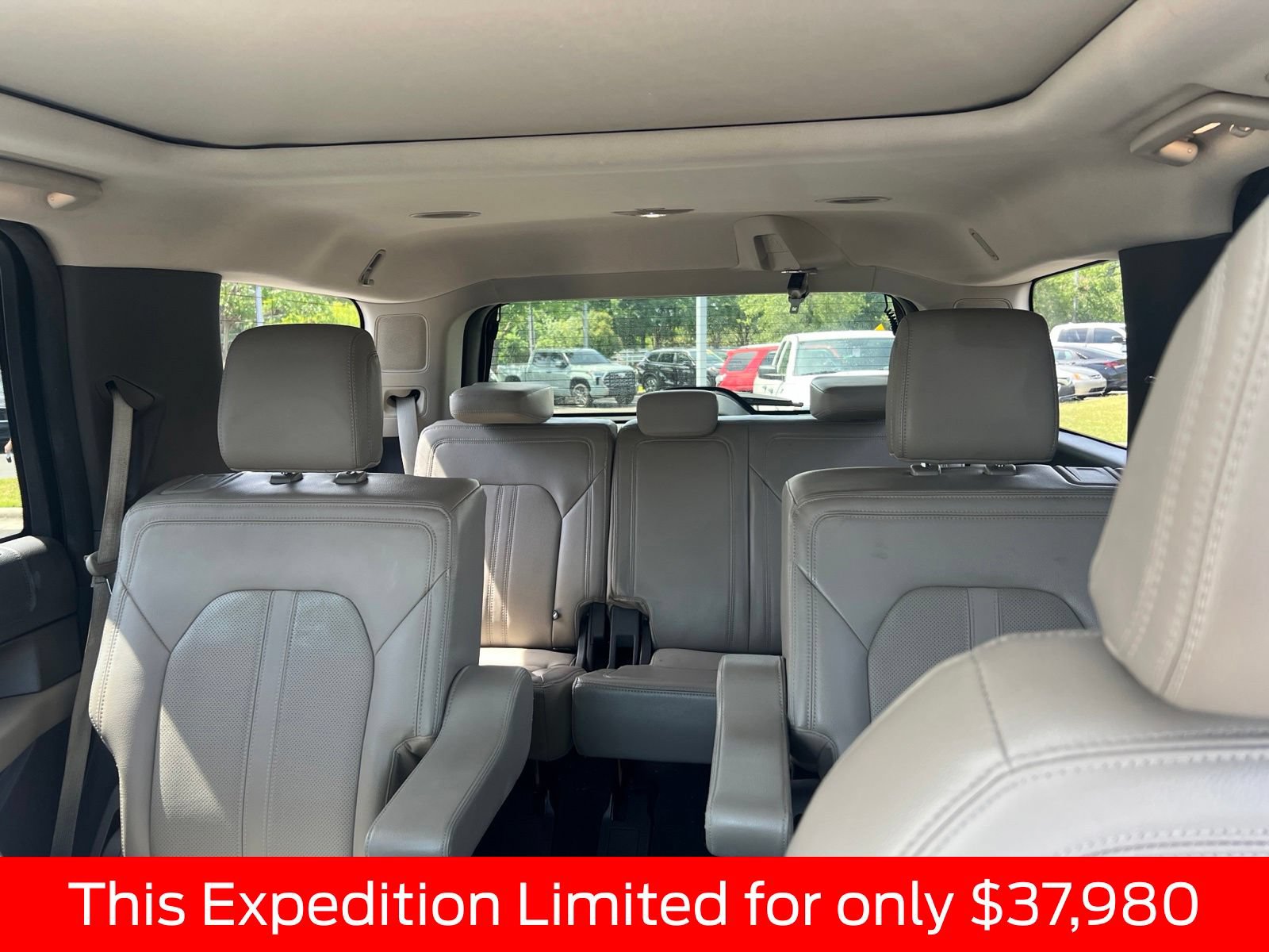 Used 2021 Ford Expedition Limited AWD/4WD image 15
