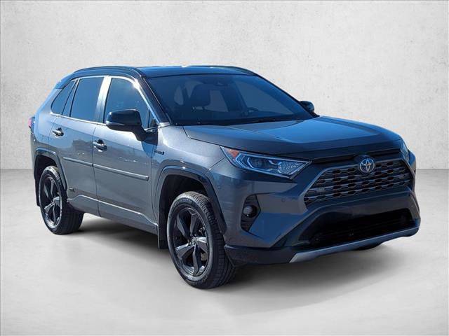 Used 2020 Toyota RAV4 XSE image 3