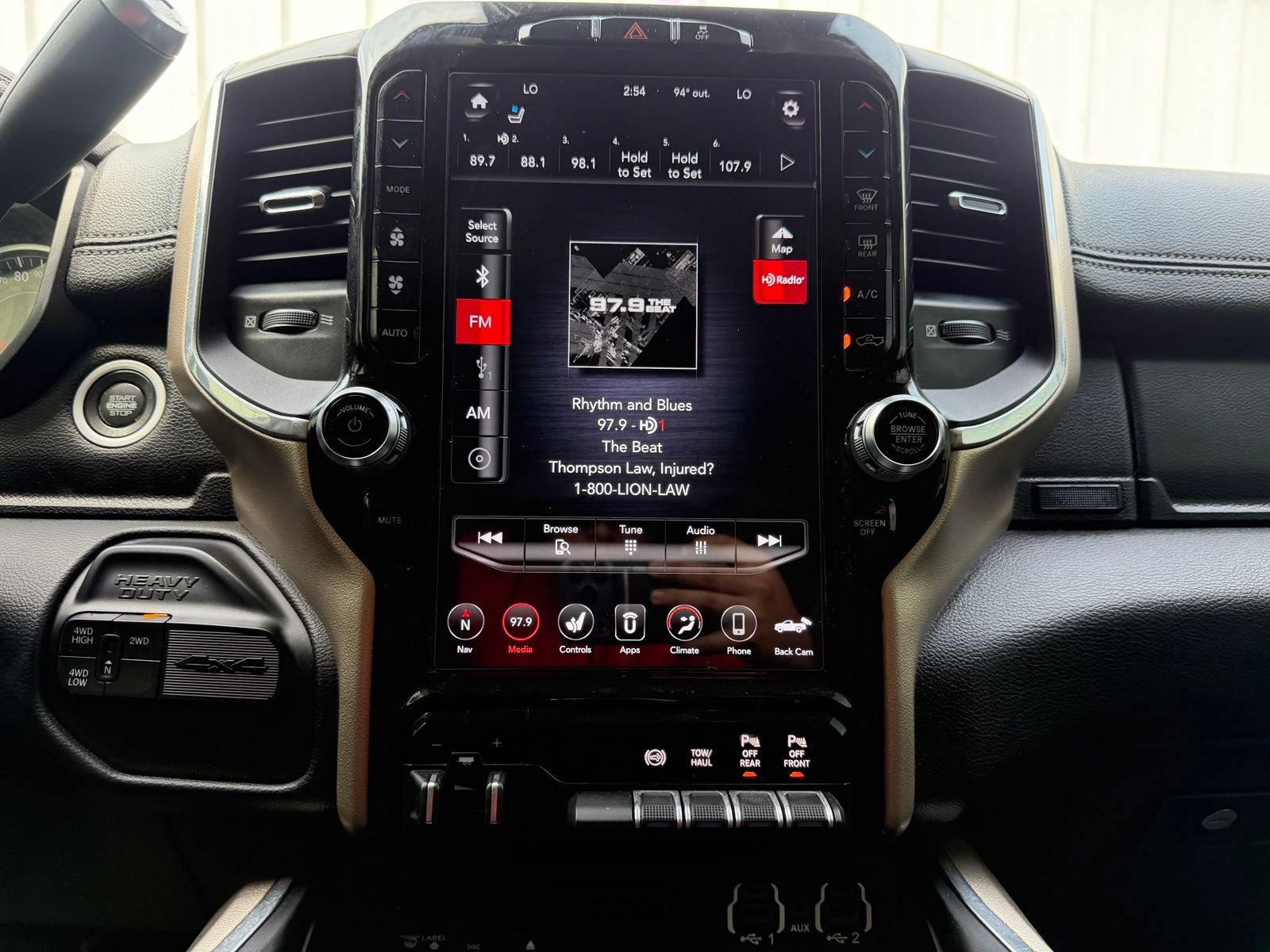 Used 2019 RAM 2500 Laramie AWD/4WD image 15