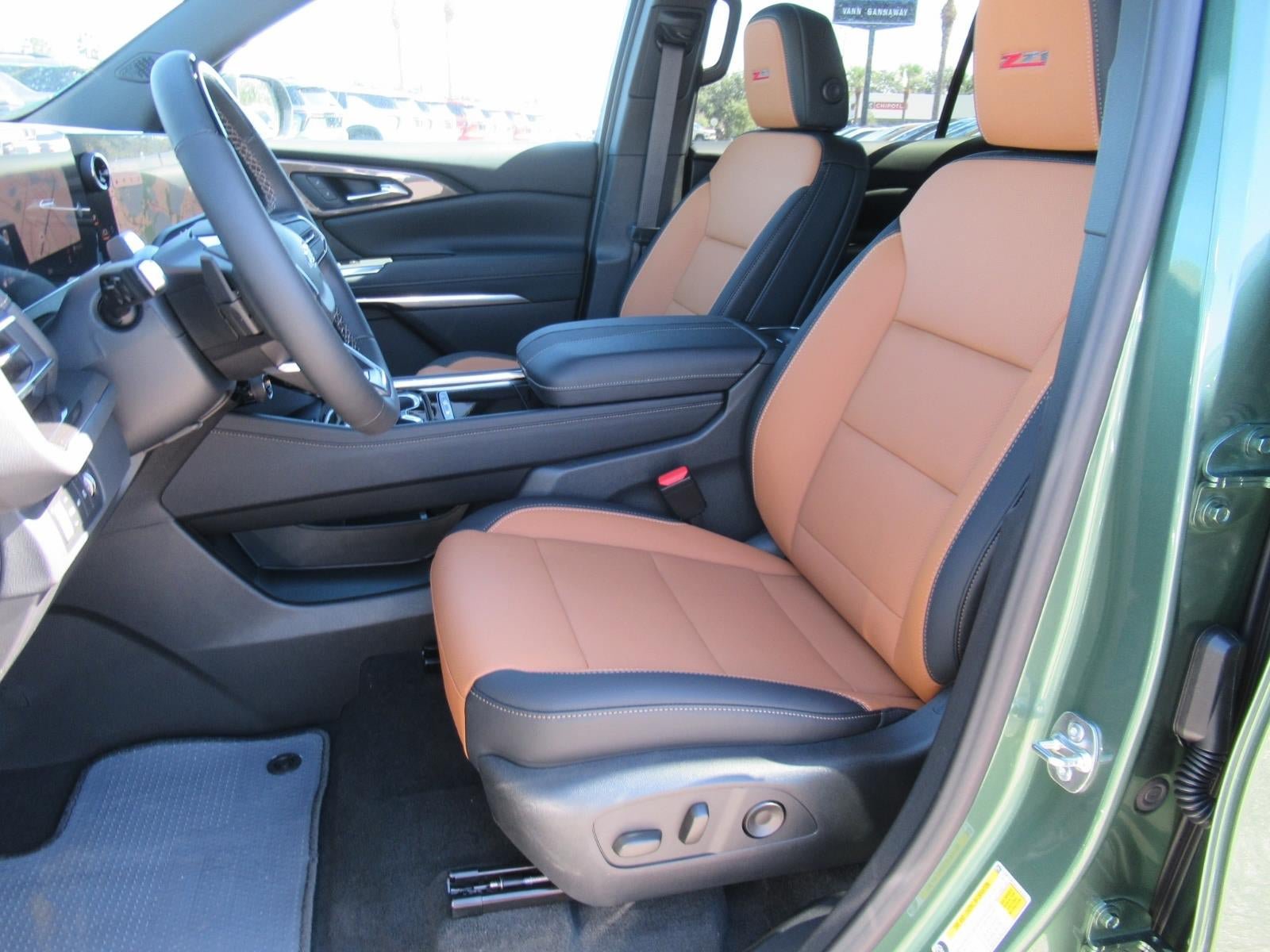 New 2027 Chevrolet Traverse Z71 w/ Enhanced Driving Package AWD/4WD image 18