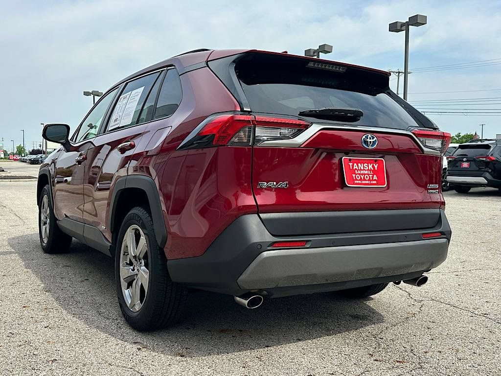 Certified 2019 Toyota RAV4 Limited AWD/4WD image 3
