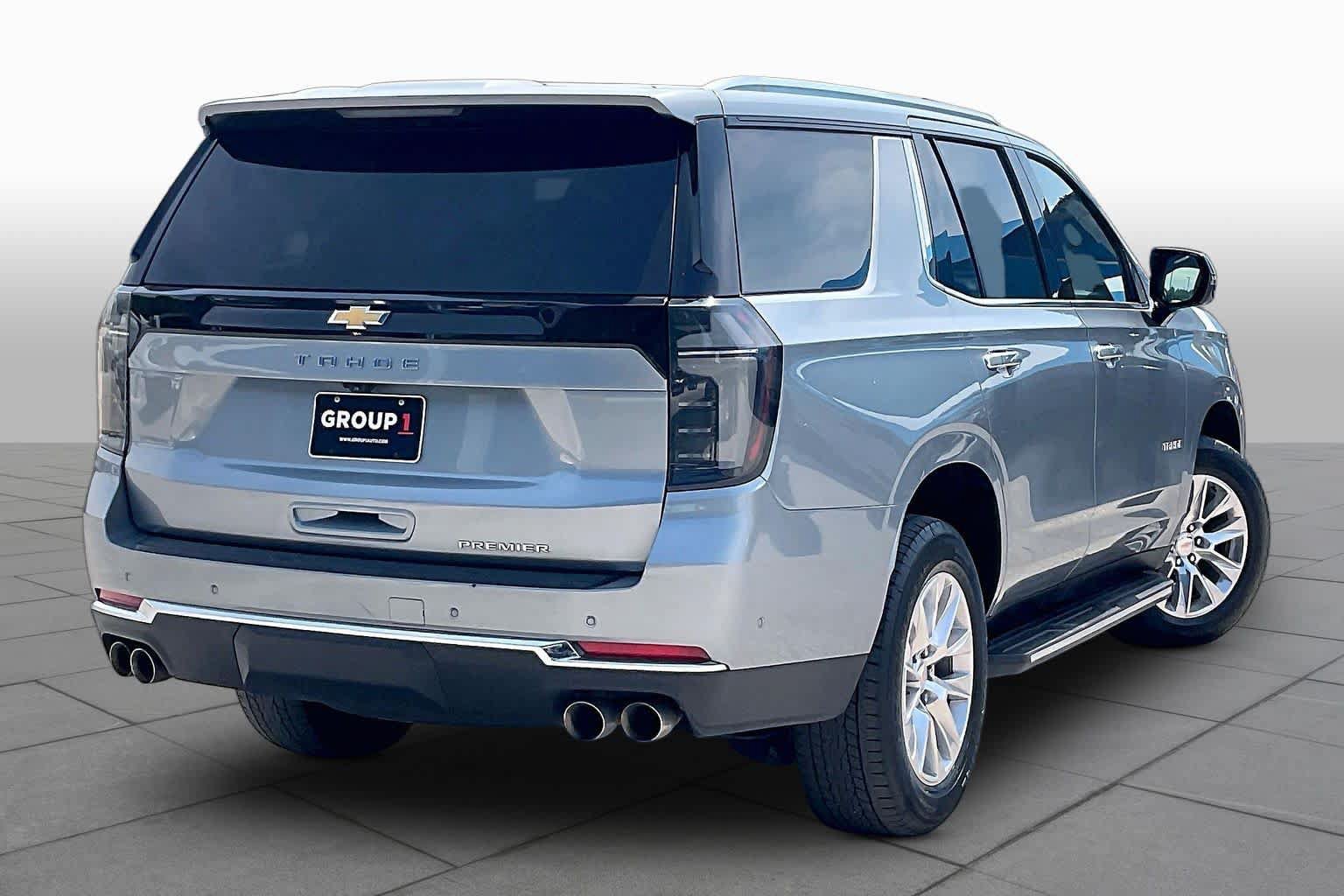 Used 2025 Chevrolet Tahoe Premier AWD/4WD image 13