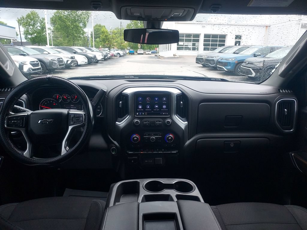 Used 2019 Chevrolet Silverado 1500 LT w/ All-Star Edition AWD/4WD image 9