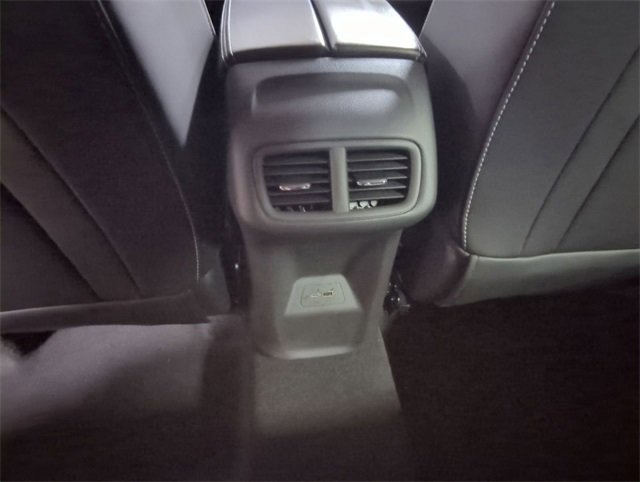 Used 2024 Buick Envision Sport Touring image 20