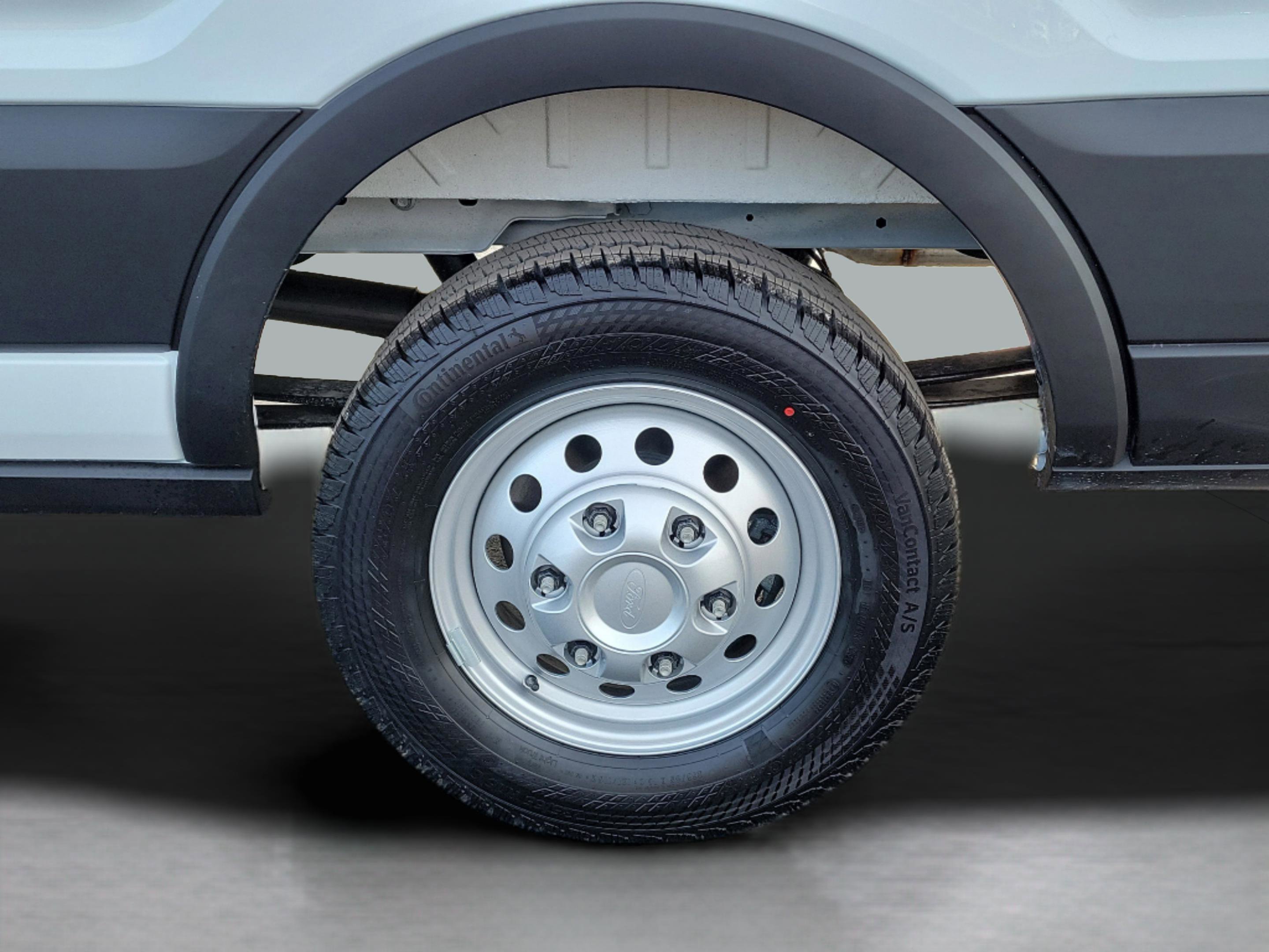 New 2026 Ford Transit 350 148 Medium Roof AWD image 30