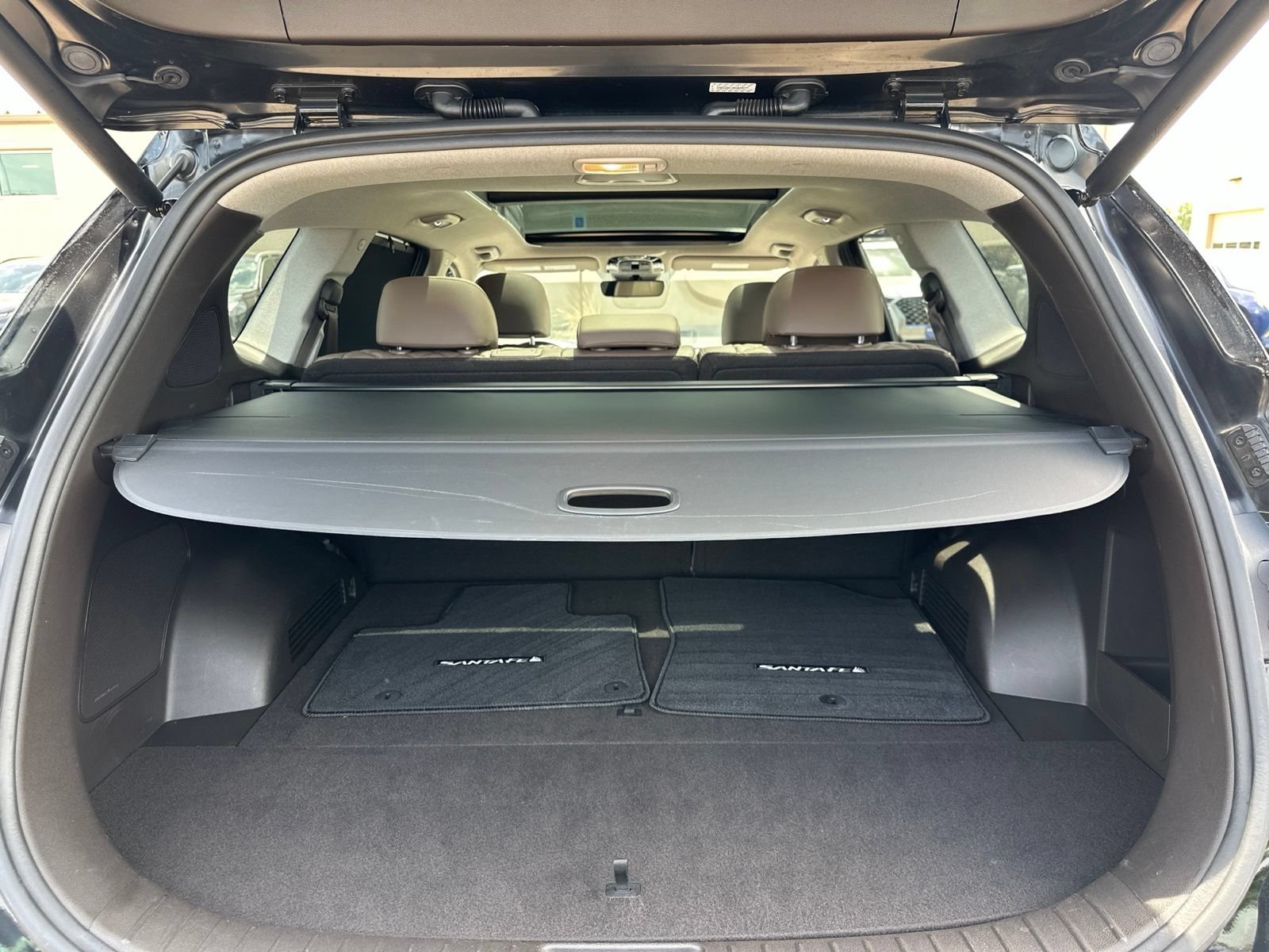 Used 2022 Hyundai Santa Fe Limited AWD/4WD image 30