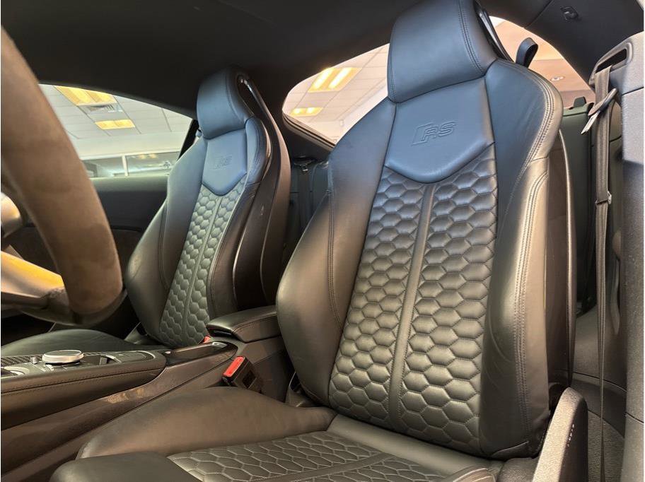 Used 2019 Audi TT RS w/ Technology Package AWD/4WD image 18