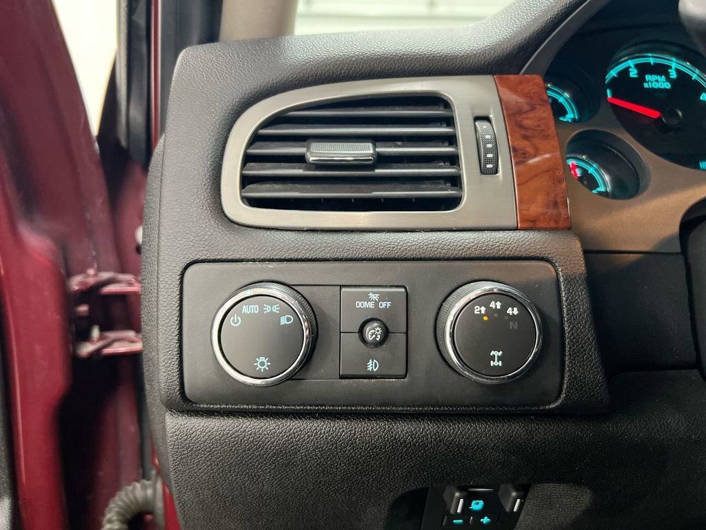 Used 2009 Chevrolet Silverado 3500 LTZ w/ LTZ Plus Package image 16