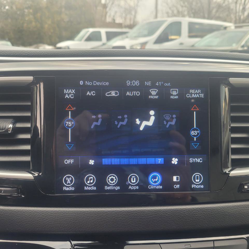 Used 2017 Chrysler Pacifica Touring Plus image 17