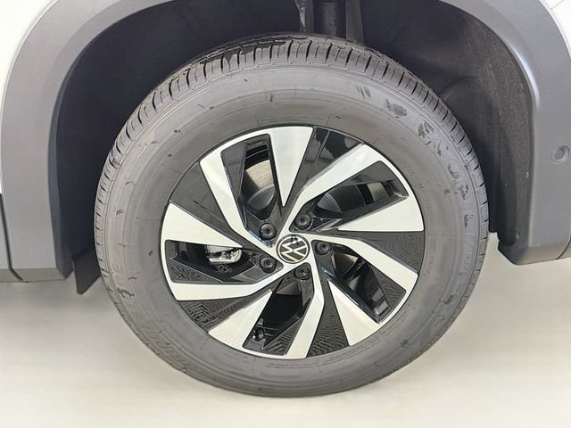 New 2026 Volkswagen Tiguan S FWD image 29