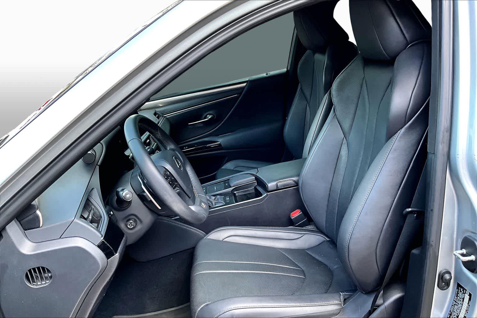 Used 2022 Lexus ES 350 F Sport w/ Accessory Package 2 FWD image 13