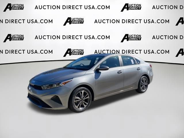 Used 2022 Kia Forte LXS image 1