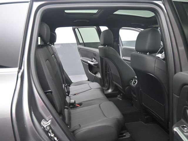 New 2025 Mercedes-Benz GLB 250 image 29
