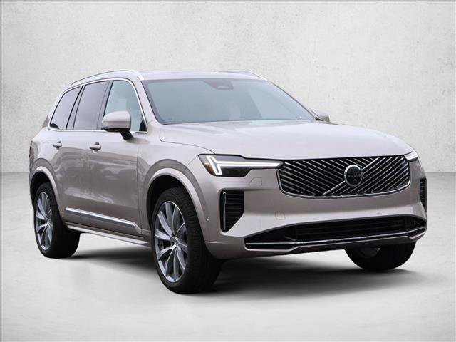Used 2025 Volvo XC90 B5 Ultra w/ Protection Package Premier AWD/4WD image 3