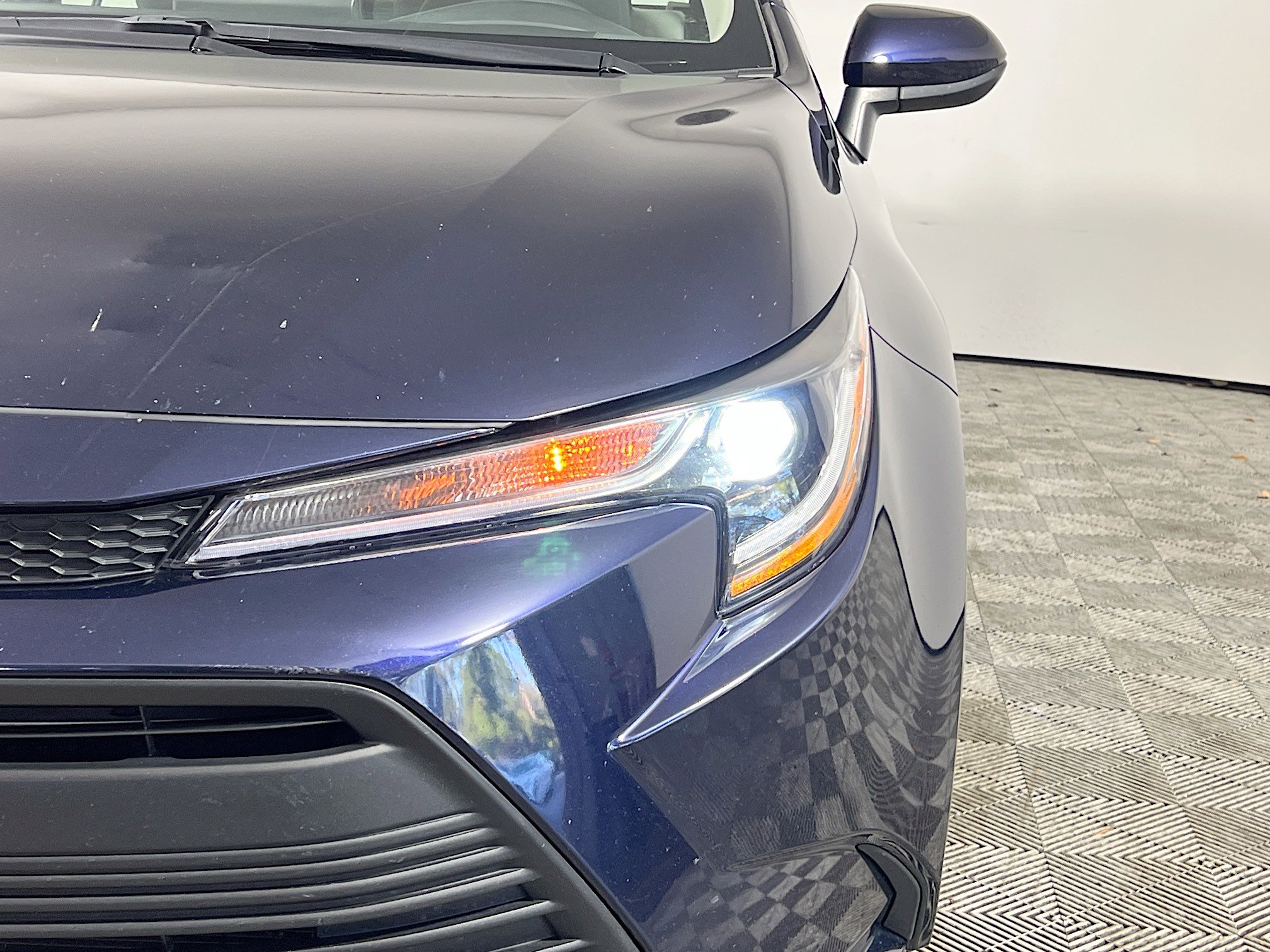 Used 2024 Toyota Corolla LE FWD image 12