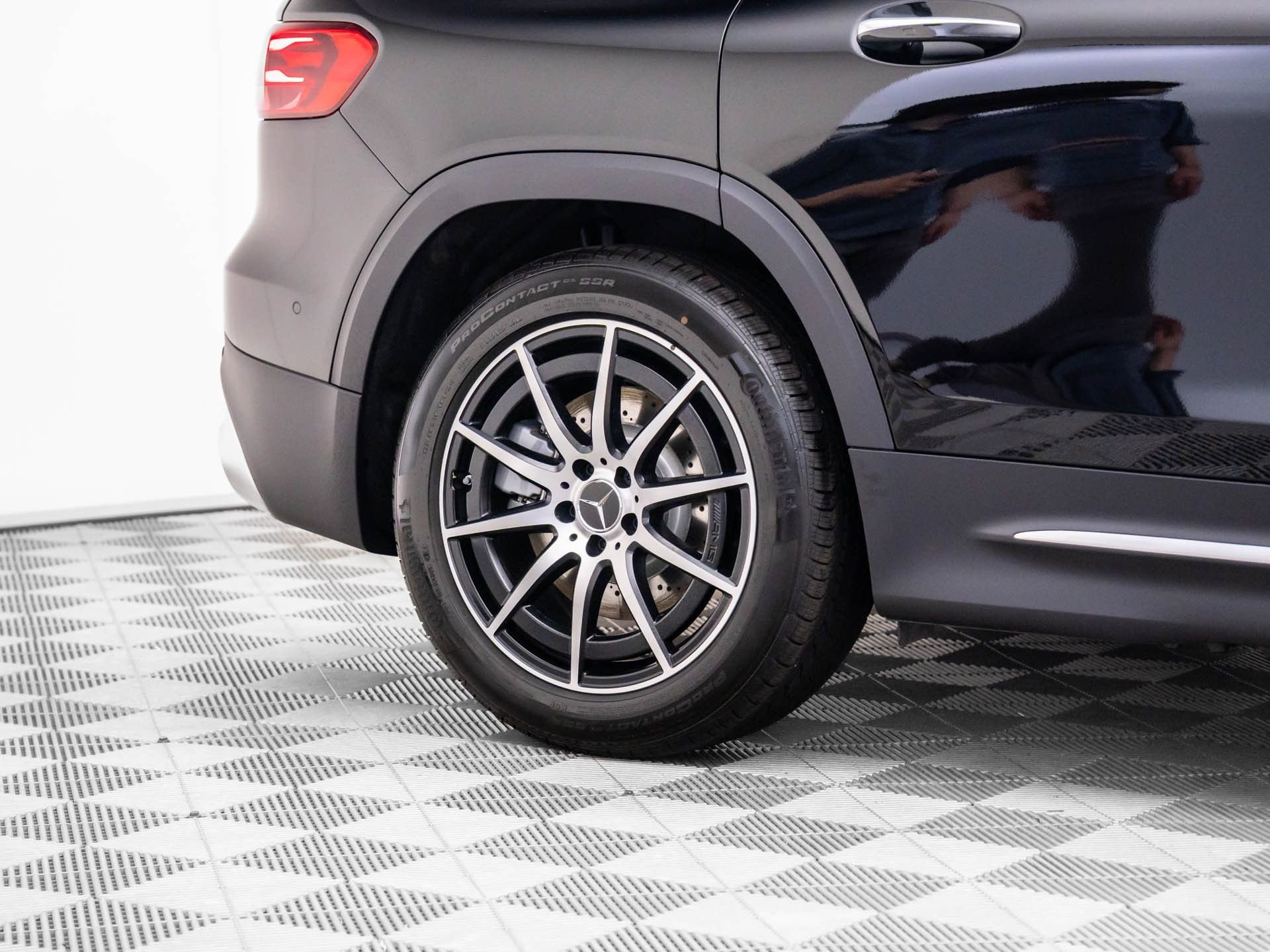 New 2026 Mercedes-Benz GLB 35 AMG 4MATIC image 35