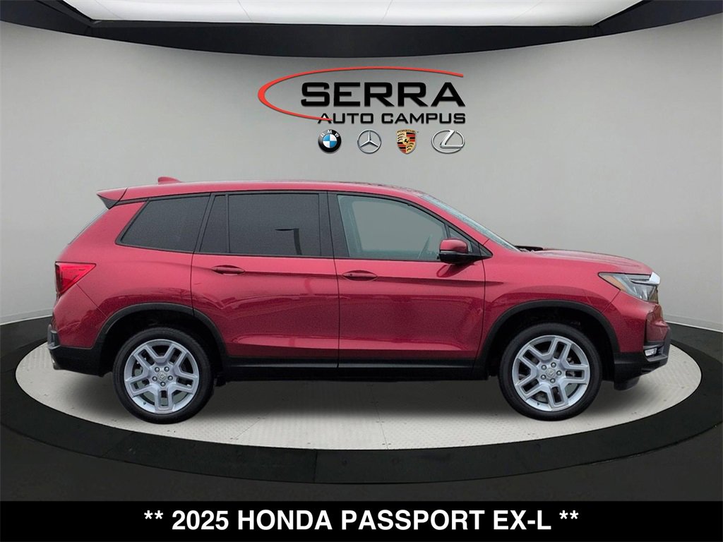 Used 2025 Honda Passport EX-L image 12