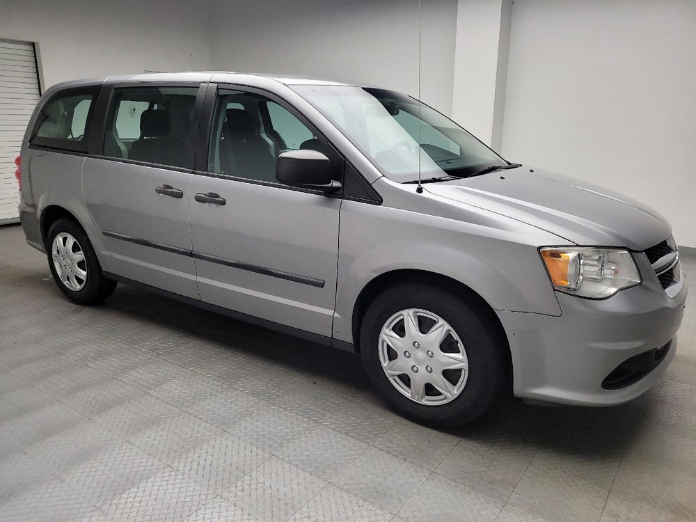Used 2016 Dodge Grand Caravan American Value Package w/ UConnect Hands-Free Group FWD image 11