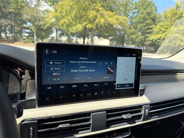 New 2026 Lincoln Corsair Premiere image 16