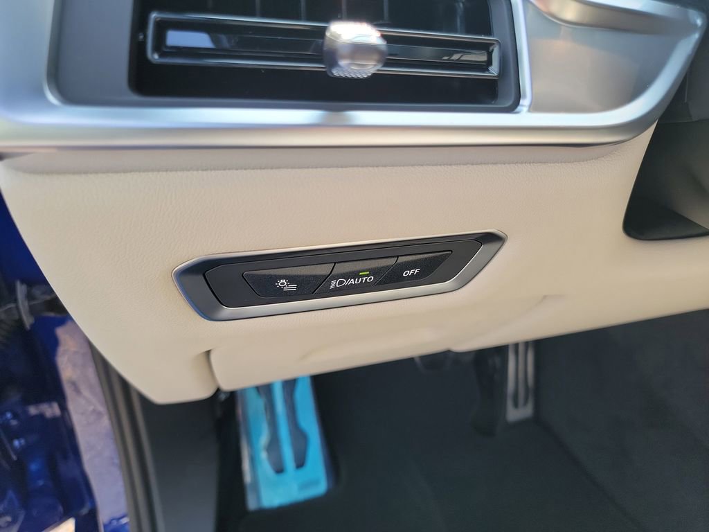New 2026 BMW X7 M60i image 12