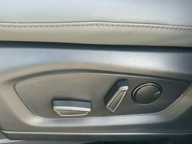 New 2026 Ford Explorer Active w/ Active Comfort Package image 18