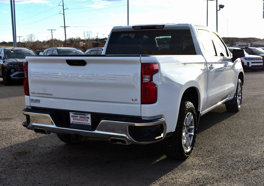 Used 2025 Chevrolet Silverado 1500 LT image 3