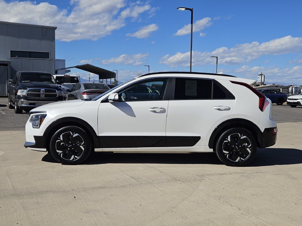 Certified 2024 Kia Niro Wave FWD image 5