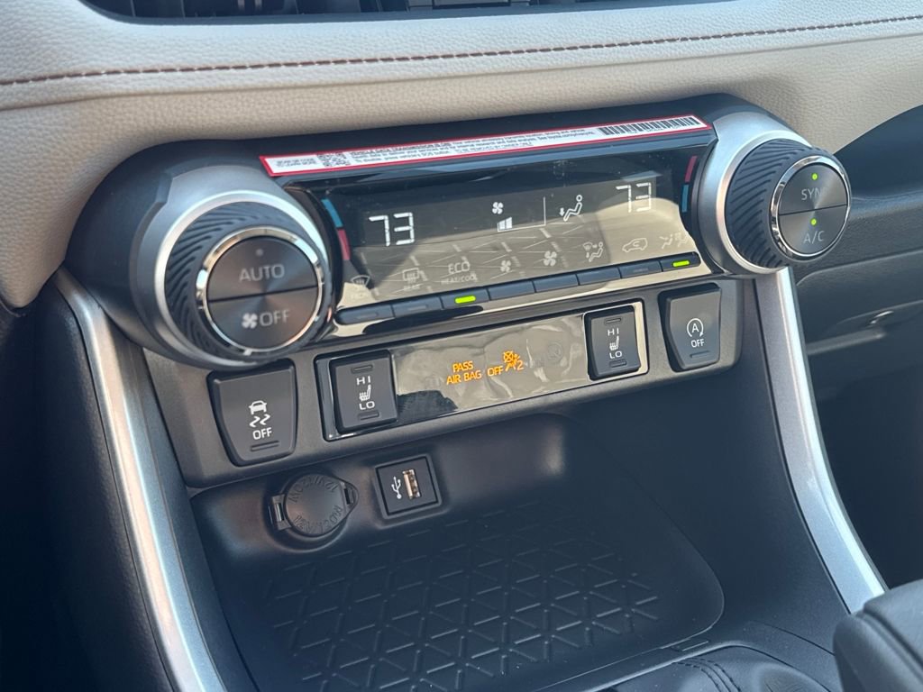 New 2025 Toyota RAV4 XLE image 28