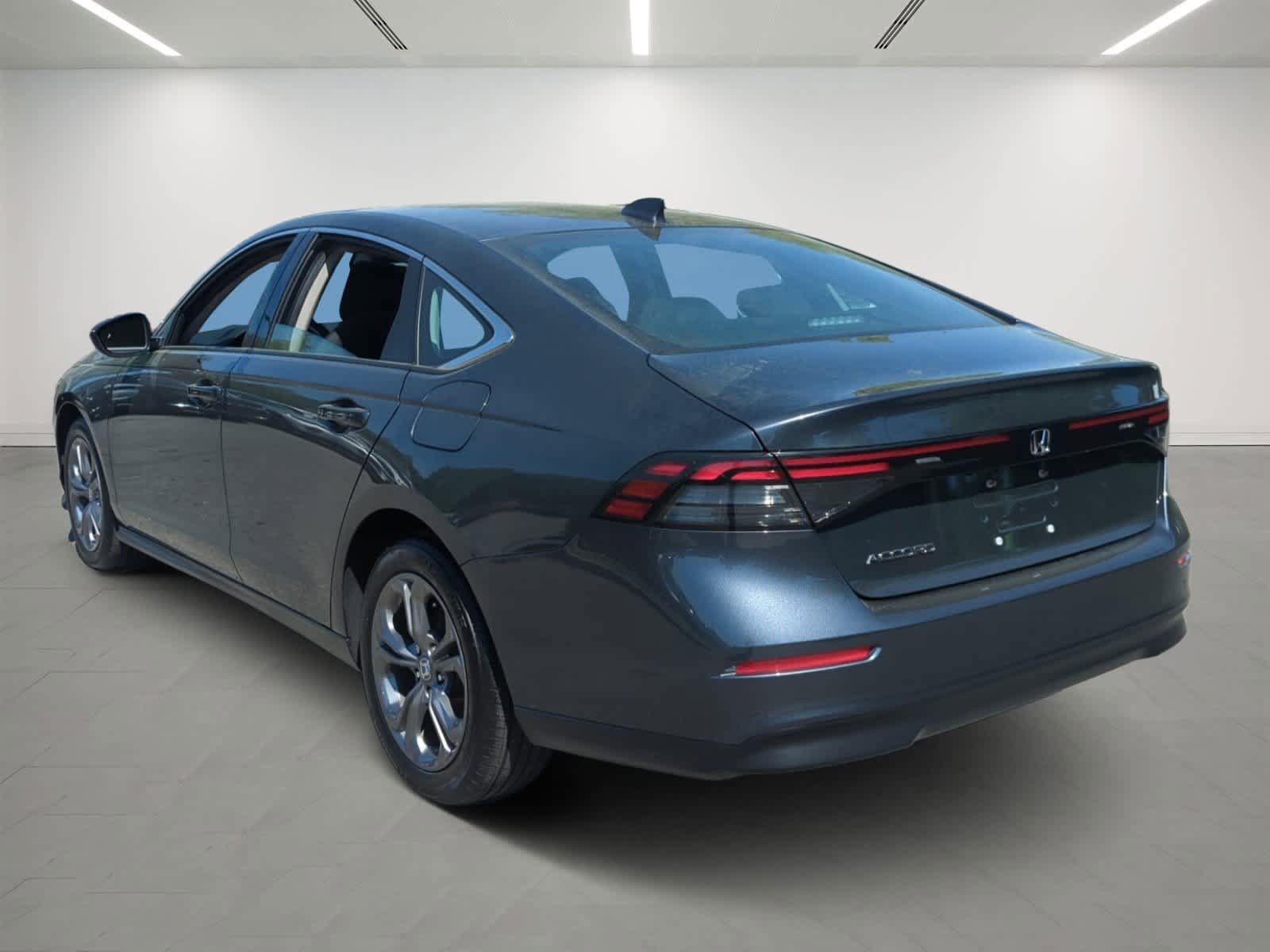 Used 2024 Honda Accord EX image 4