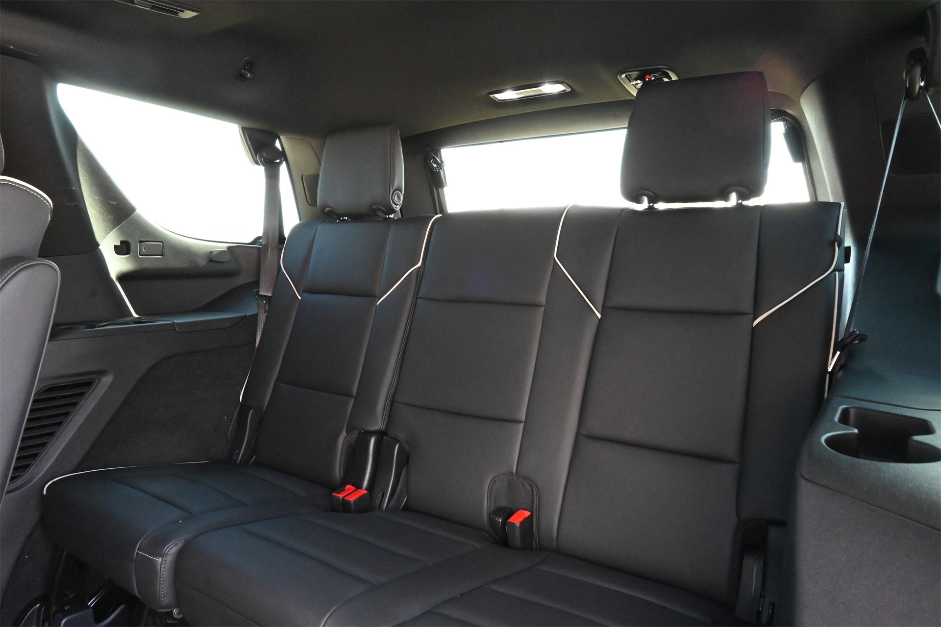 Certified 2025 Cadillac Escalade Sport w/ LPO, Floor Liner Package image 21