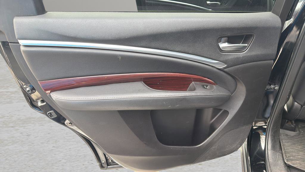 Used 2015 Acura MDX SH-AWD w/ Technology Package image 11