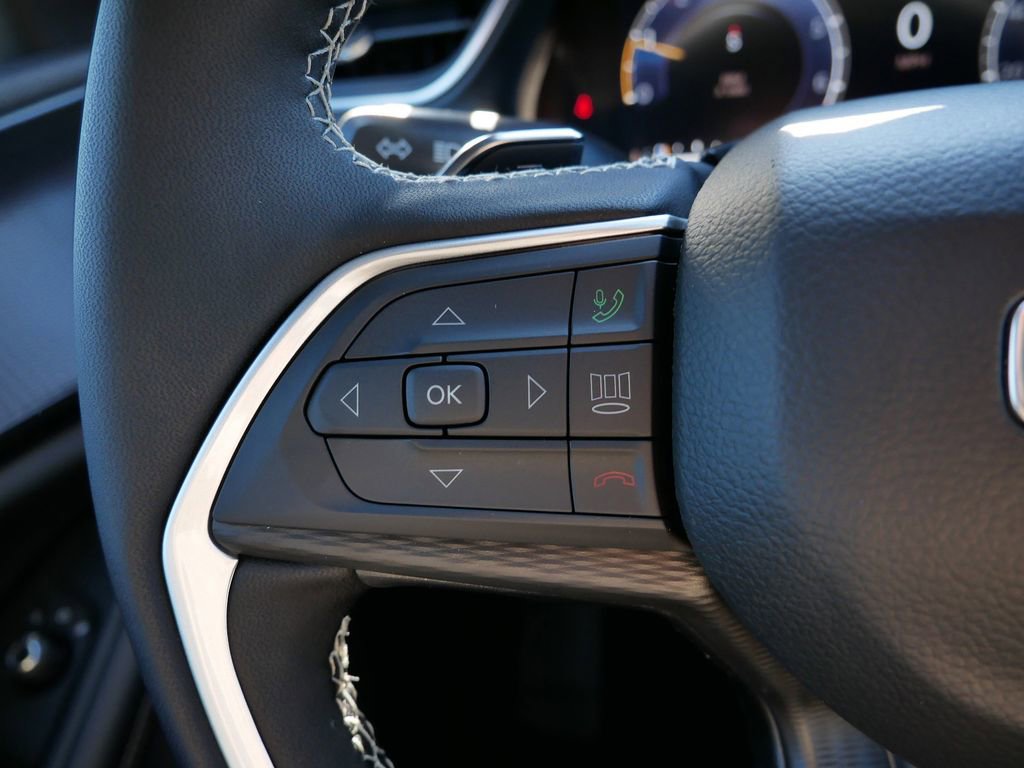 New 2025 Jeep Grand Cherokee Laredo image 26