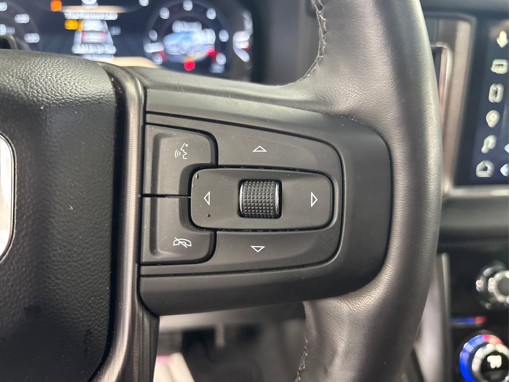 Used 2023 GMC Yukon Denali Ultimate image 30