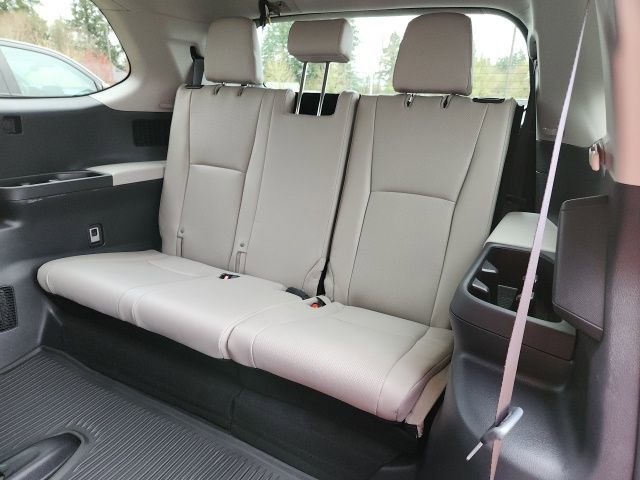 Certified 2026 Toyota Grand Highlander XLE image 23