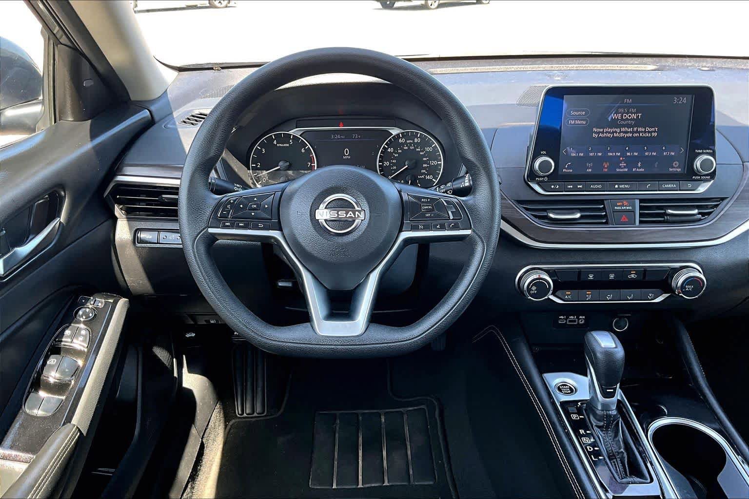 Used 2023 Nissan Altima 2.5 SV image 6
