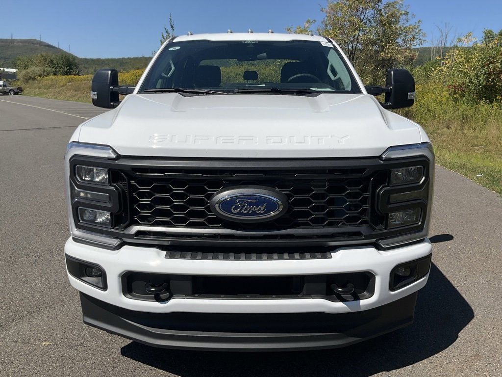 New 2026 Ford F350 XL image 30