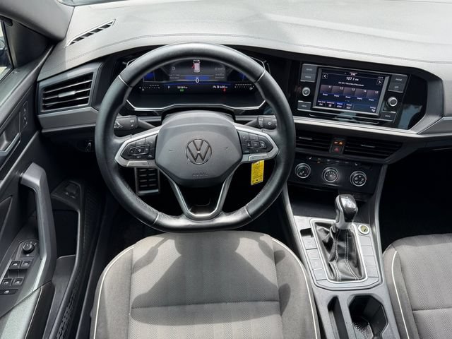 Certified 2024 Volkswagen Jetta Sport FWD image 15