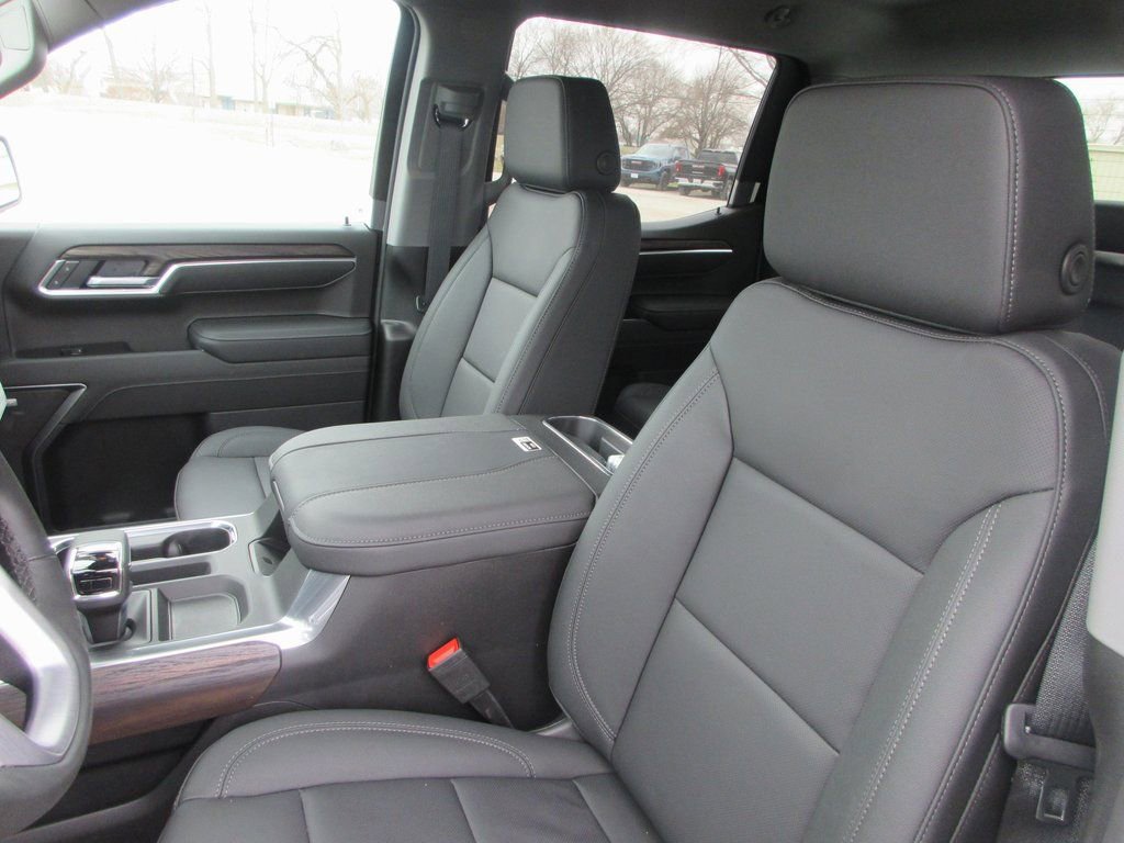 New 2026 GMC Sierra 1500 SLT w/ SLT Premium Package image 13
