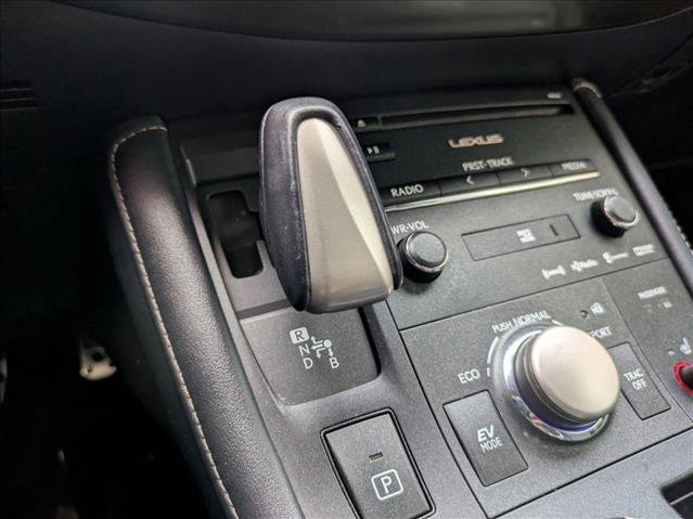 Used 2017 Lexus CT 200h image 12