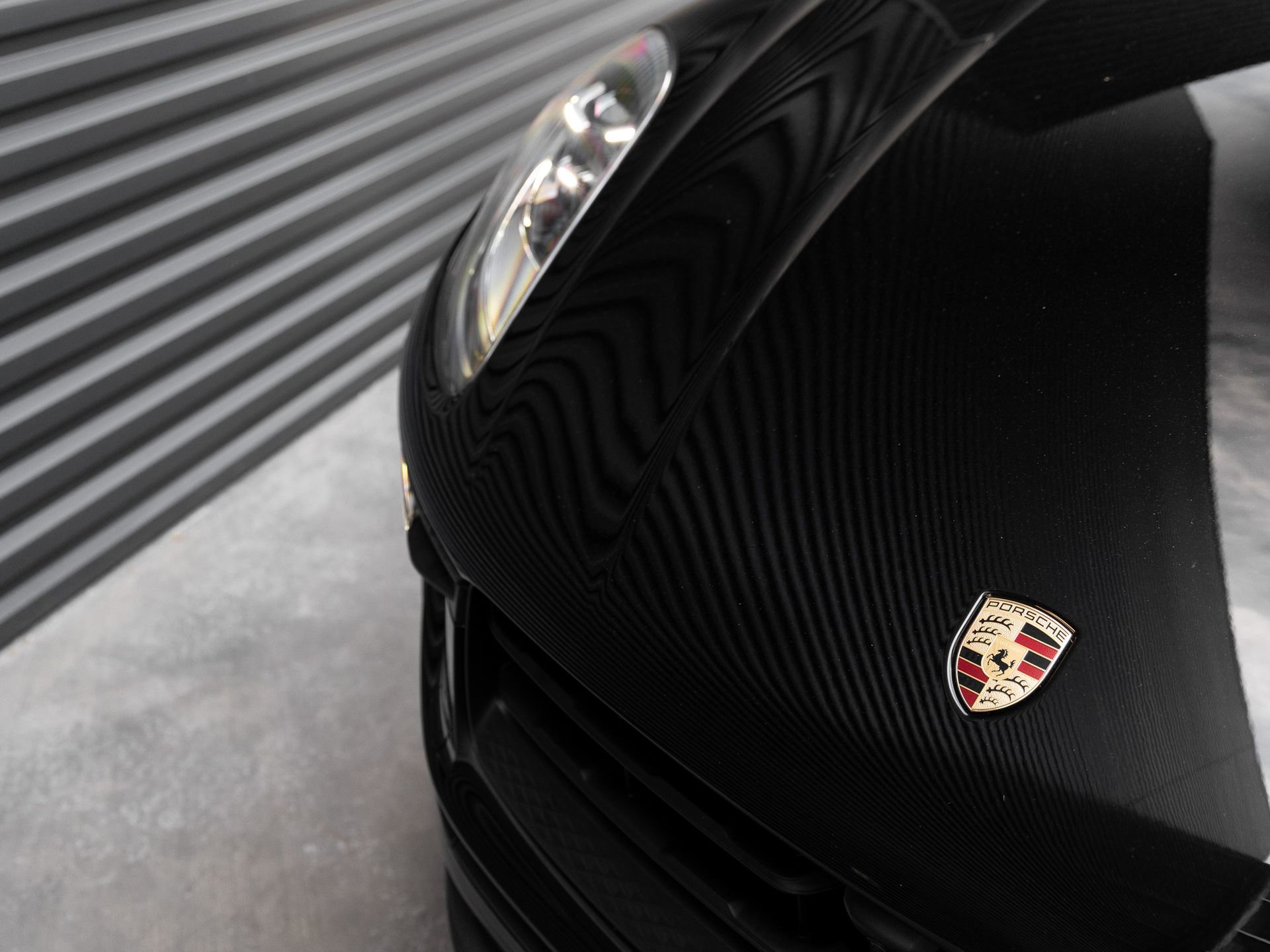 Certified 2025 Porsche Macan AWD/4WD image 37