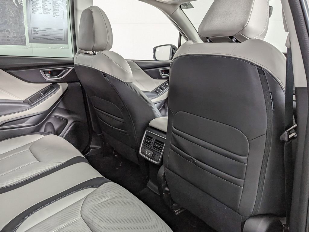Used 2023 Subaru Forester Limited image 39