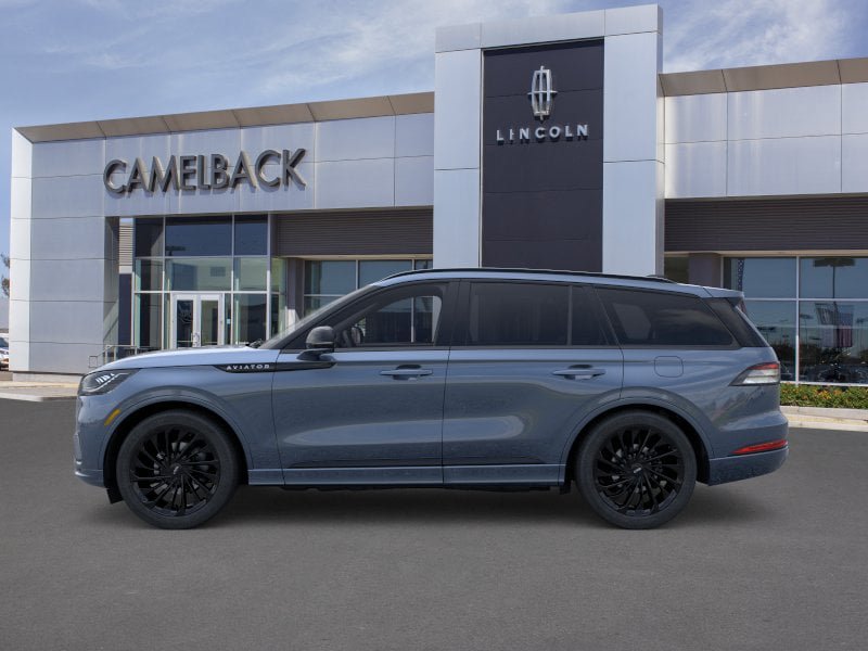 New 2026 Lincoln Aviator Reserve w/ Luxury Package RWD image 3