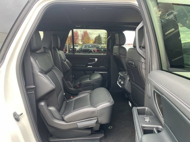 New 2025 Ford Expedition Max Platinum w/ Stealth Performance Package AWD/4WD image 38