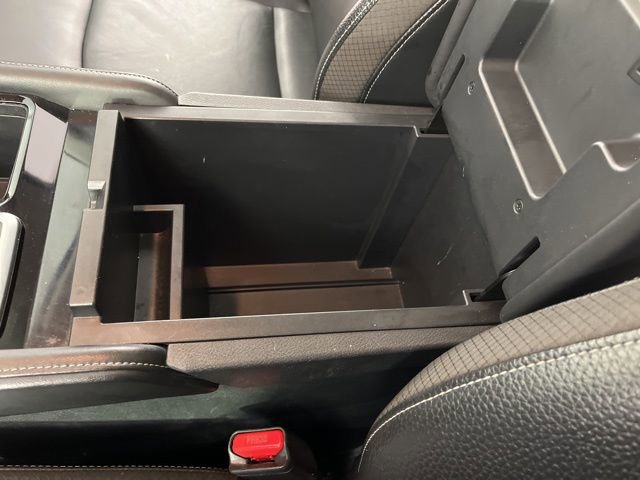 Used 2022 Nissan Pathfinder SL w/ SL Premium Package image 31