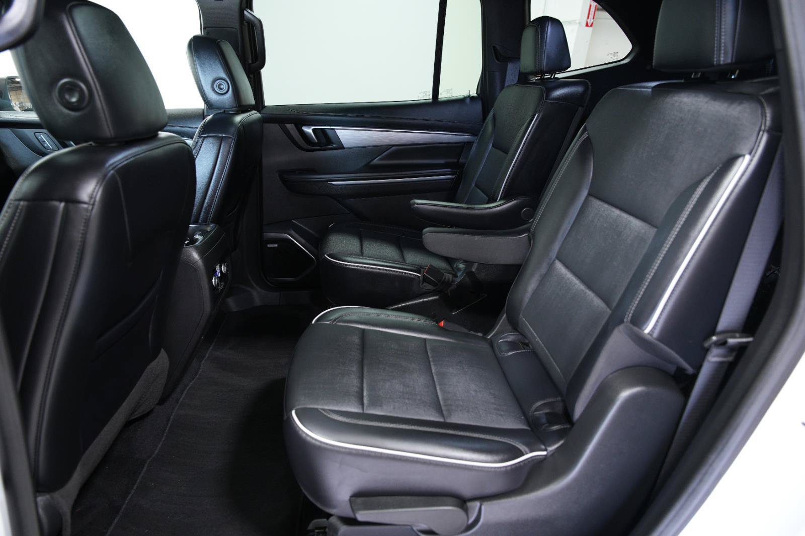 Used 2026 Buick Enclave Preferred FWD image 22