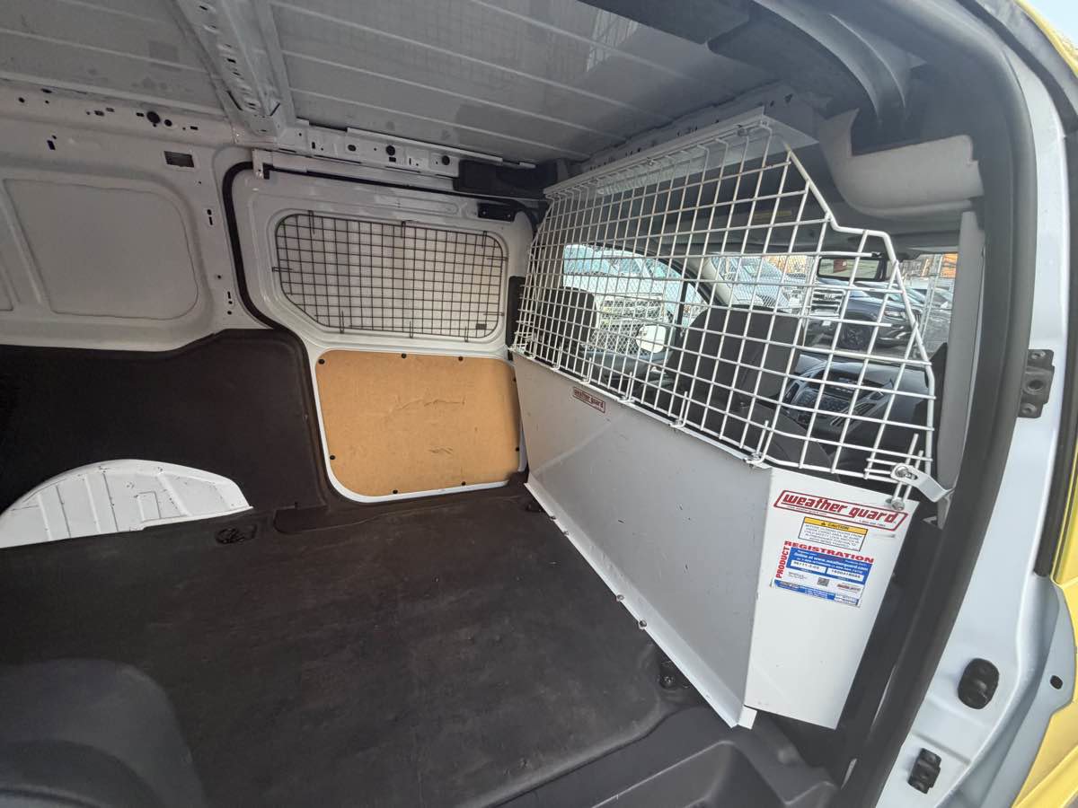 Used 2015 Ford Transit Connect XLT image 23