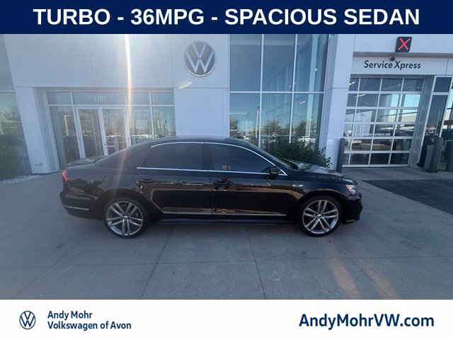 Used 2018 Volkswagen Passat 2.0T R-Line FWD image 5