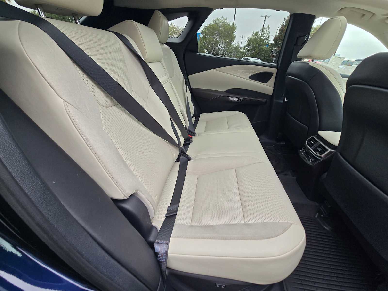 Used 2025 Lexus RX 350 image 14