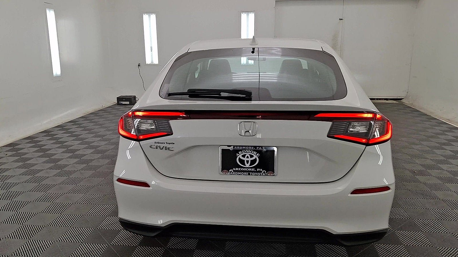 Used 2022 Honda Civic EX-L image 3