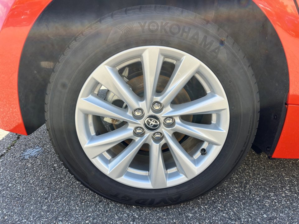 Certified 2025 Toyota Corolla SE FWD image 27